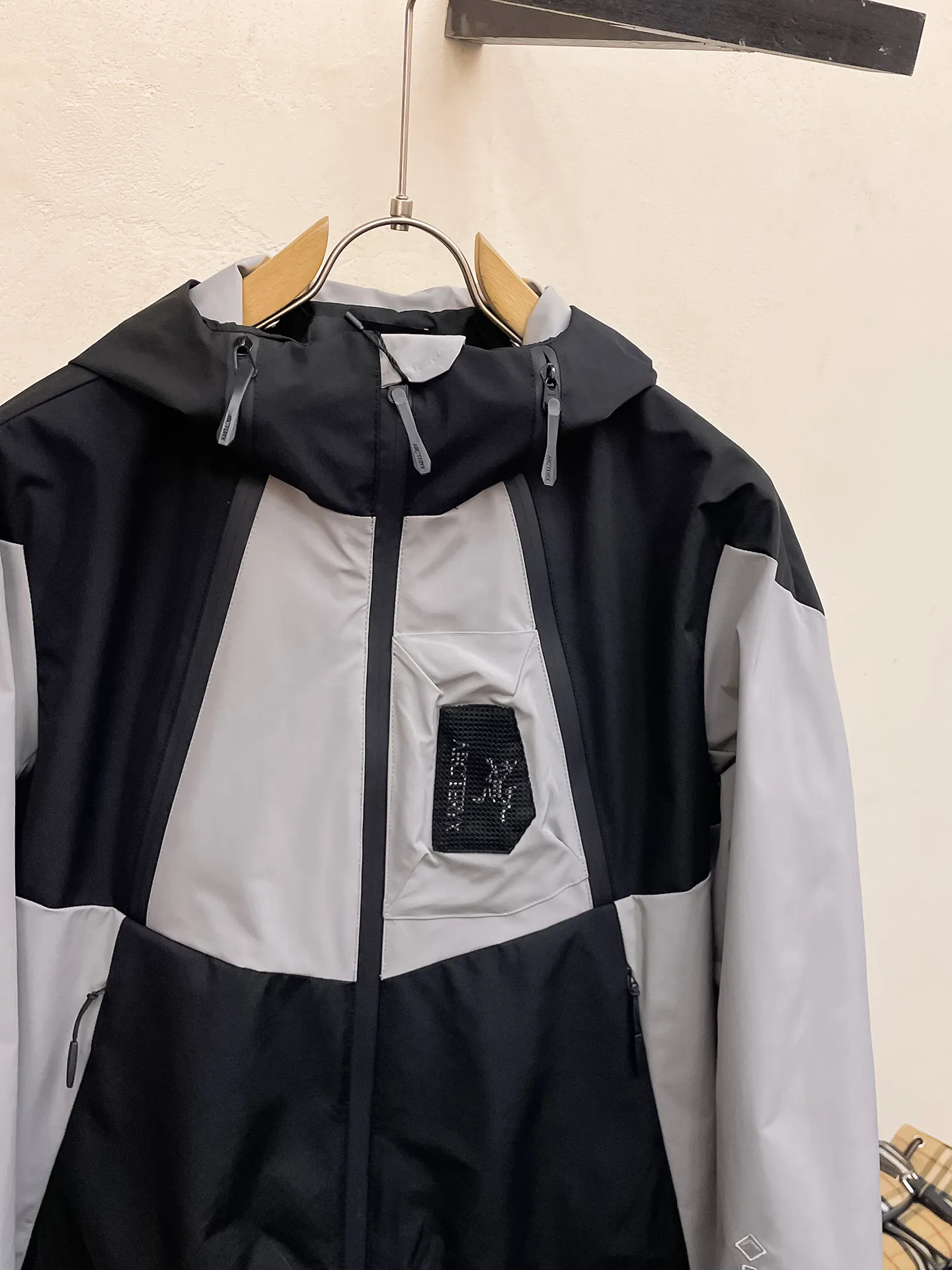 Same Style， ， 2026 New Arrival ，Original Premium Breathable ， ， ， Quality。 ， Sizes：M～3XL，